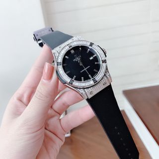 Sỉ đồng hồ Gem Hubllot