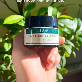 KEM CHỐNG NẮNG THANH DƯỢC LÁRE