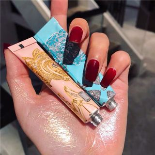 Tuýp Nhũ Nước Xixi Butterfly Siêu Long Lanh