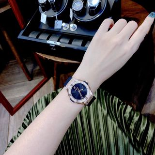 Đồng hồ nữ HUPLOT CLASSIC FUSION 40 YEARS ANNIVERSARY DIAMOND