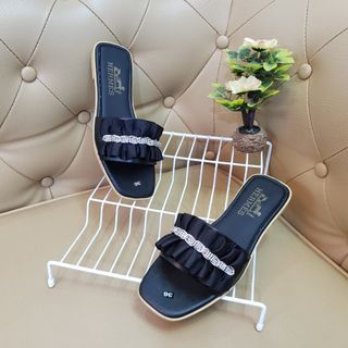 Dép kiểu số 4 sỉ 42 k giá sỉ rẻ nhé