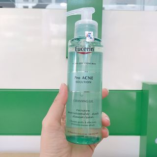 EUCERIN GEL RỬA MẶT DÀNH CHO DA NHỜN MỤN PROACNE CLEANSING 200ML