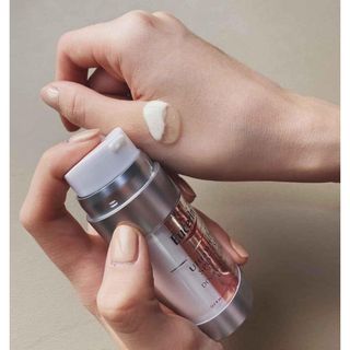 Eucerin Tinh chất giảm thâm nám và dưỡng trắng da Eucerin UltraWHITE+ Spotless Double Booster Serum 30ml