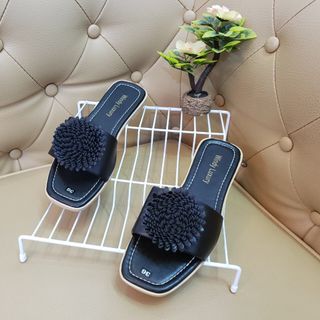 Dép kiểu số 3 sỉ rẻ 42 k , giá sỉ rẻ nhé