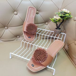 Dép kiểu số 3 sỉ rẻ 42 k , giá sỉ rẻ nhé