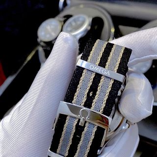 Đồng hồ nam OMERGA SEMASTER DIVER 007 EDITION NATO-AUTOMATIC