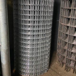 Lưới Thép Hàn dạng Cuộn Mạ Kẽm Dày 3Ly Mắt 10Cm Hàng Có Sẵn