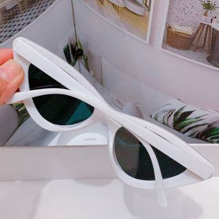 MẮT KÍNH THỜI TRANG NỮ .FORM MẮT MÈO