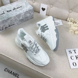 Bata xinh