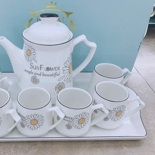 BỘ ẤM CHÉN KÈM KHAY SỨ CAMELIA PHA TRÀ CÀ PHÊ MÀU TRẮNG HỌA TIẾT HOA CÚC XINH XẮN
