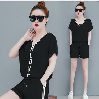 Đồ bộ short nữ thể thao cổ V TT470