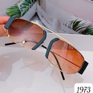 MẮT KÍNH THỜI TRANG 1973