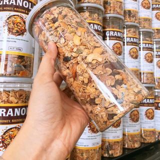 GRANOLA - NGŨ CỐC GỒM 30% YẾN MẠCH, 50%HẠT VÀ 20% TRÁI CÂY