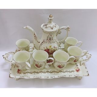 Bộ bình trà sứ phong cách hoàng gia cổ điển màu trắng ngà họa tiết hoa cúc