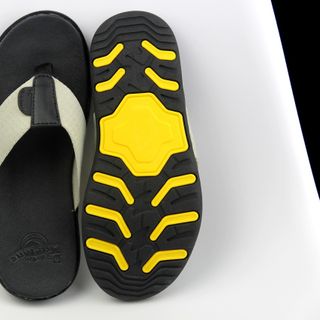 Dép Xỏ Ngón Martens DXN0304211628-