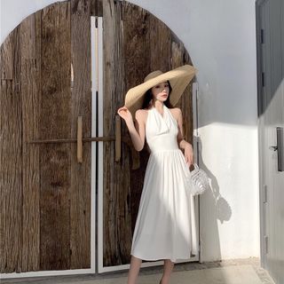 ĐẦM XOÈ TRẮNG CỔ YẾM HỞ LƯNG - DT1499