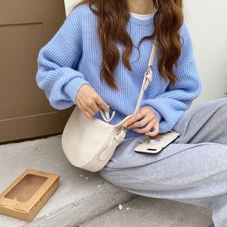Túi đeo chéo da mềm thiết kế trơn đơn giản có quai