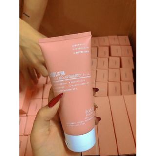 sữa rửa mặt nhau thai nhật