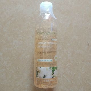 sữa tắm Bioaqua hương hoa lài