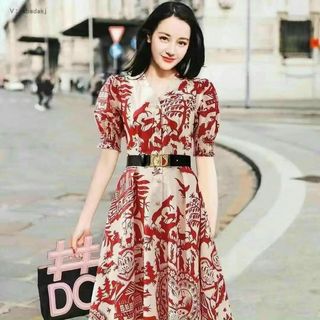 Đầm lụa sang trọng kèm nịt siêu sang.