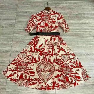 Đầm lụa sang trọng kèm nịt siêu sang.