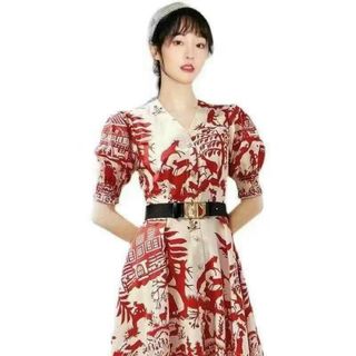 Đầm lụa sang trọng kèm nịt siêu sang.