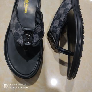 Dép xỏ ngón hè 2021