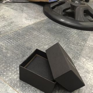 Hộp đồng hồ màu đen giấy cứng