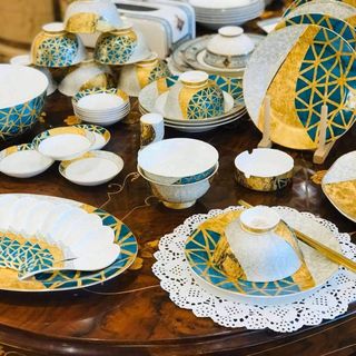 Bộ bàn ăn 46 chi tiết họa tiết hoa văn xanh cổ điển men sứ xương mạ vàng cao cấp