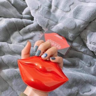 MẶT NẠ MÔI HIISEES