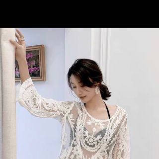 áo ren mặc đi biển