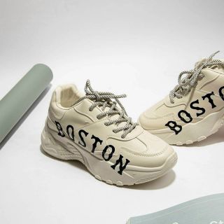 Giày Boston bata