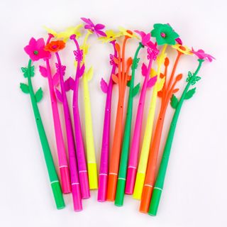 Bút mực hoa mực đen