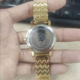 Đồng hồ nữ Ver$ace giá rẻ. Hàng si loại đẹp