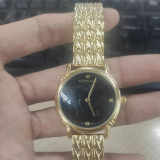 Đồng hồ nữ Ver$ace giá rẻ. Hàng si loại đẹp