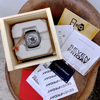 Đồng hồ nam SEVENNFRIDAY T3/02 RUNWAY LIMITED EDITION