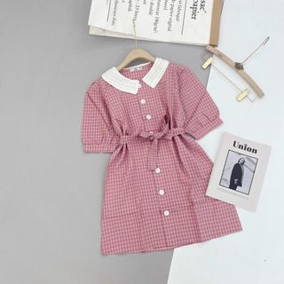 Đầm kẻ cổ trắng