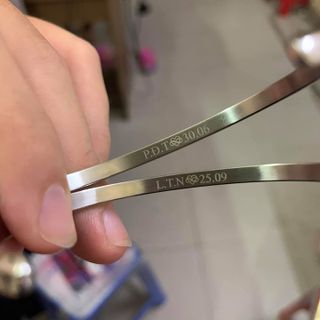 Vòng tay cuff d.w titan không gỉ