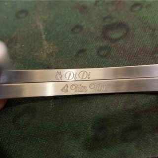Vòng tay cuff d.w titan không gỉ
