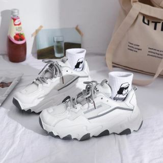 GIÀY SNEAKER AD0034 TRẮNG