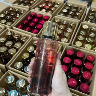Xịt thơm body Victoria’s Secret