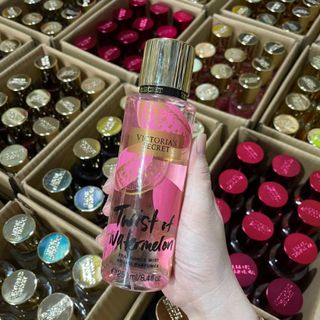 Xịt thơm body Victoria’s Secret