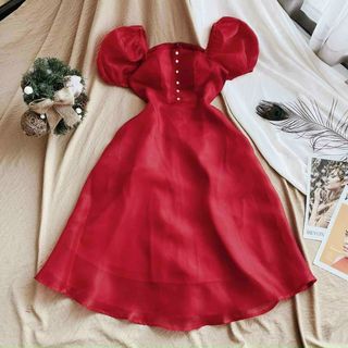 Đầm Xoè Lệch Vai Dây Ngọc Trai