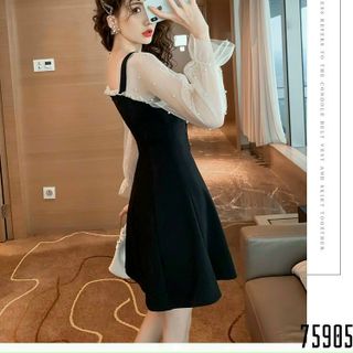 Đầm Xoè Tay Phối Lưới Đính Ngọc Sang Trọng