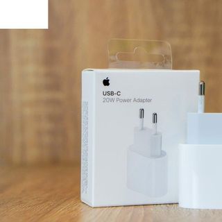 Củ sạc iphone 12 cao cấp ( Bảo hành 1 năm )