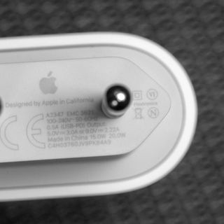 Củ sạc iphone 12 cao cấp ( Bảo hành 1 năm )