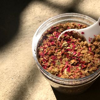 Muối ngâm chân thảo mộc