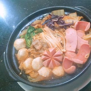 Nồi đất 8 inch dùng kho cá, nấu mỳ cay
