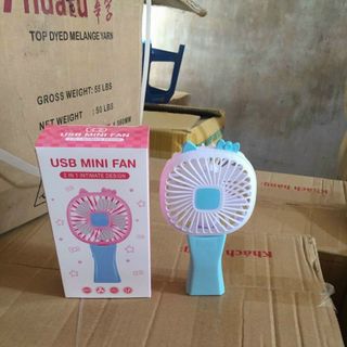 Quạt mini tích điện cầm tay