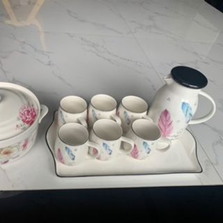 Âu sứ có nắp sứ đựng cơm canh